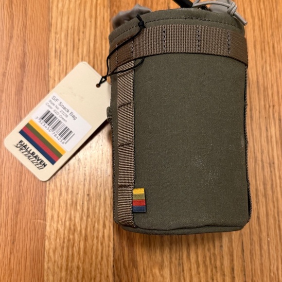 Fjällräven Specialized Muted Green Snack Bag Pouch NWT - Picture 2 of 3